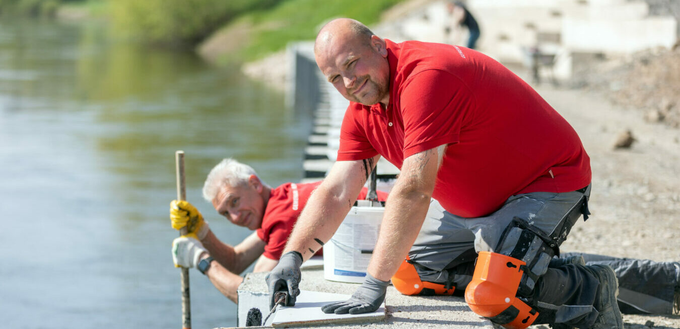 Bei bestem Wetter machte sich unser Team der Bauwerkserhaltung an die Arbeit